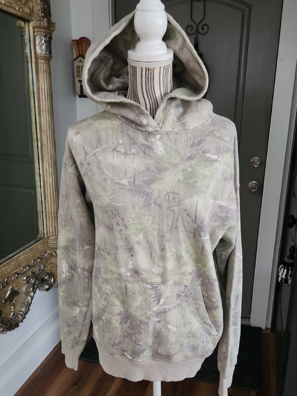 Women’s Pullover Oversized Hoodie - Light Olive Camouflage